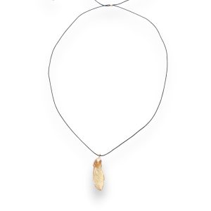 PENDANT NECKLACE